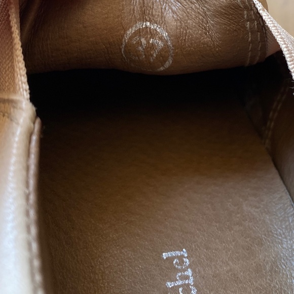 Gabriella Michel Embroidered Rose Slipon Sneaker in Sand, Size 37 - US 6… - Picture 10 of 10